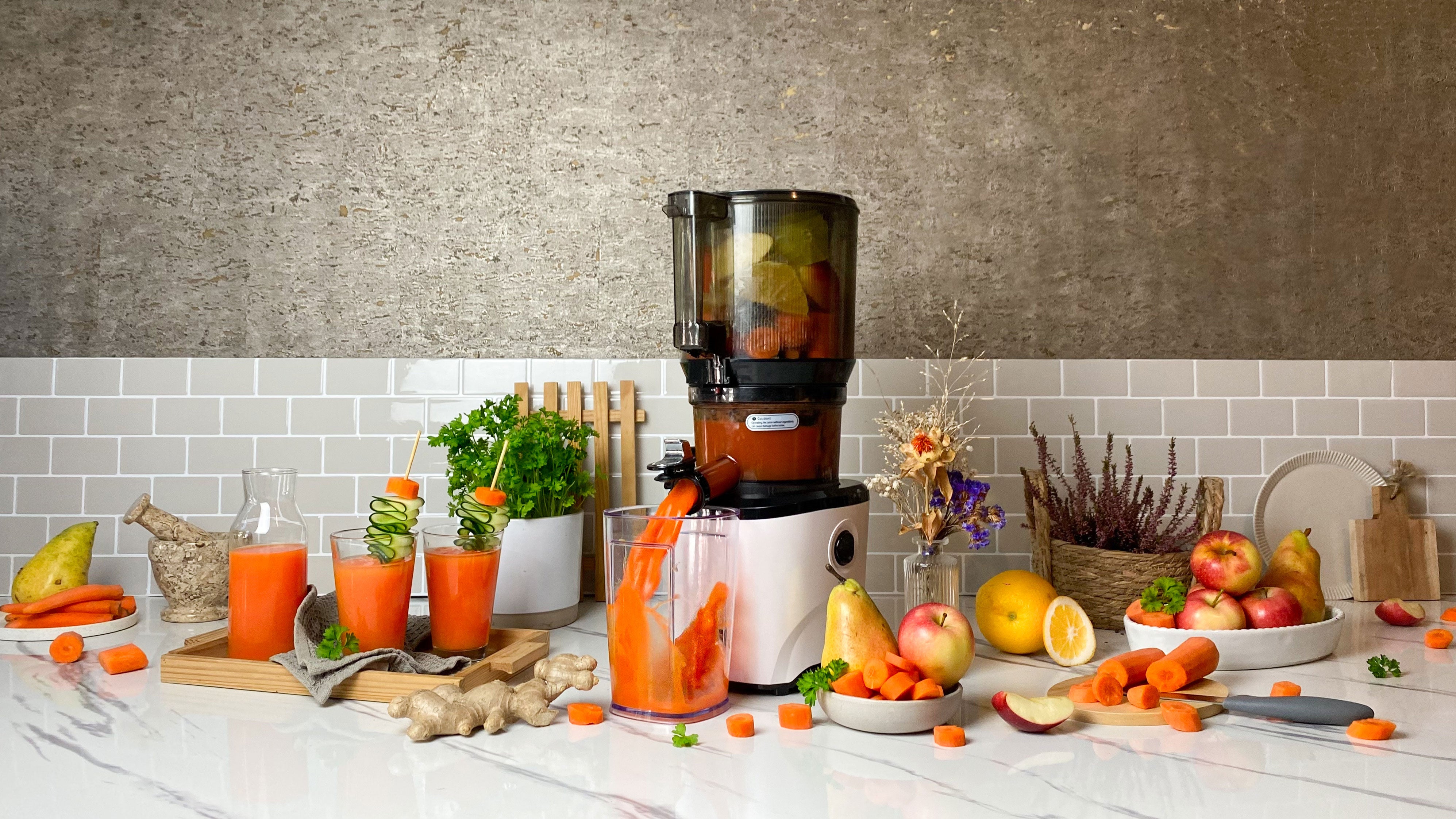 Juicing with the Kuvings Auto10: A New Choice for a Healthier Lifestyle